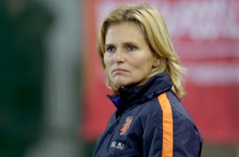 Bijscholing Vrouwen- en Meisjesvoetbal bij ADO Den Haag m.m.v. Sarina Wiegman/Bondscoach Vrouwen